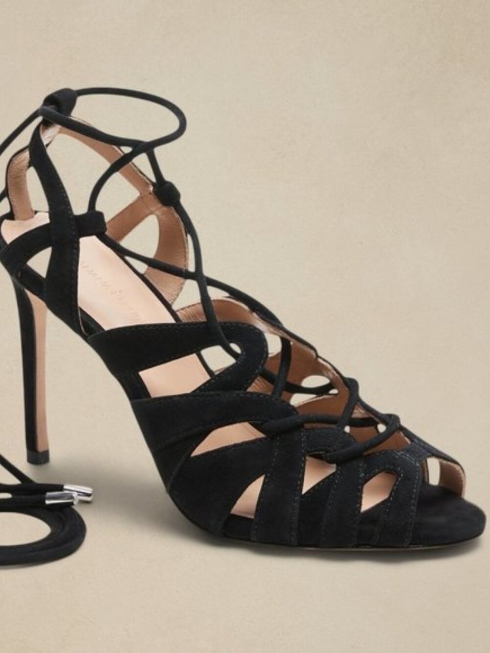 BANANA REPUBLIC Jene Suede Heel in Black Size 9